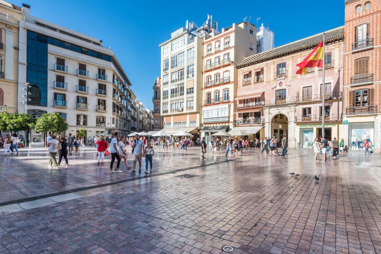 Malaga Centre Apartment with Parking Bagian luar foto